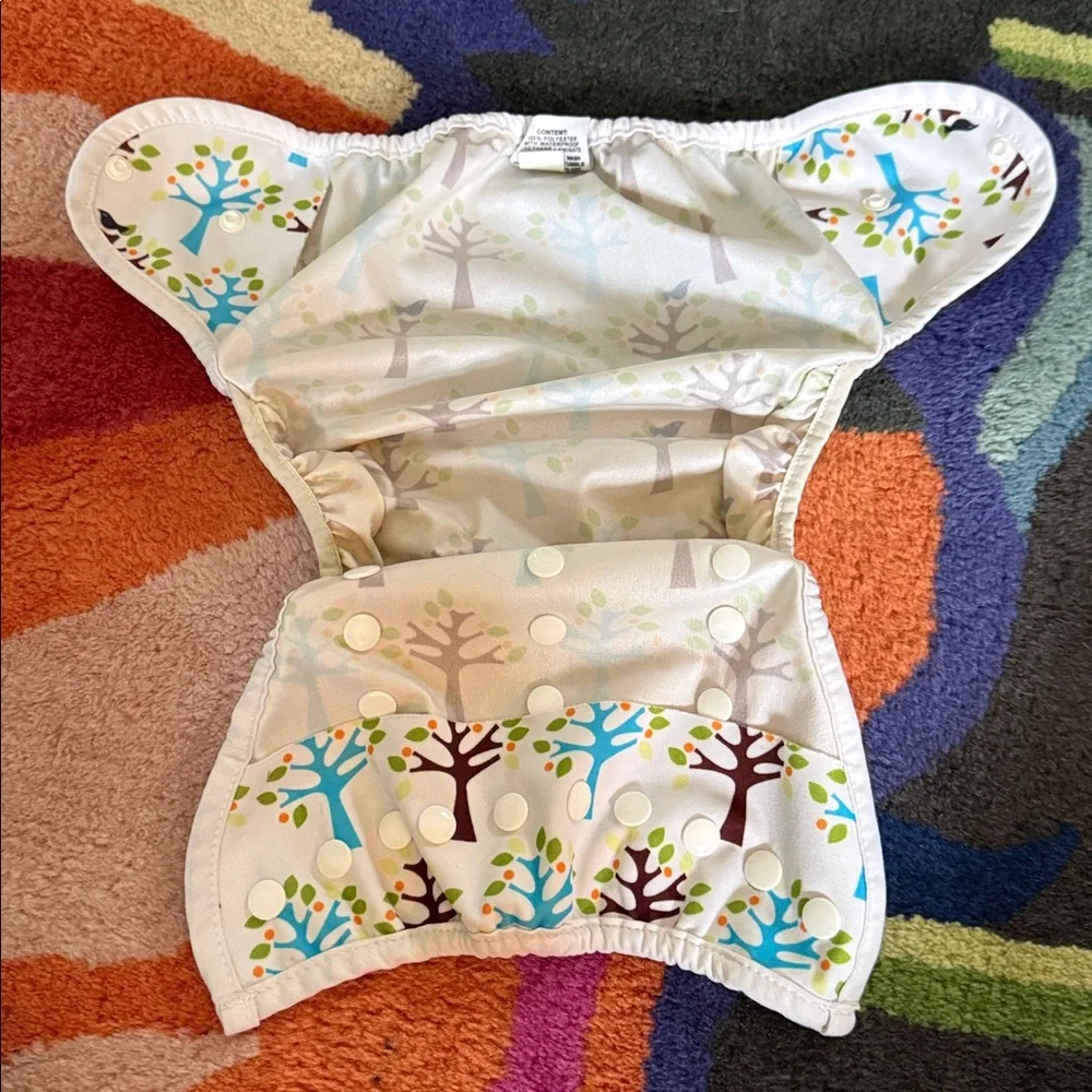 Thirsties diaper cover, GUC, size Two, Snap closure, adjustable snaps